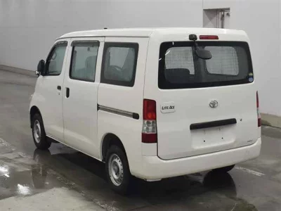 TOYOTA LITE ACE VAN