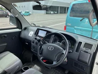 TOYOTA LITE ACE VAN