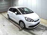 Цена авто Honda Fit с аукционов Японии, номер кузова GS4, пробег 61 000, оценка 8