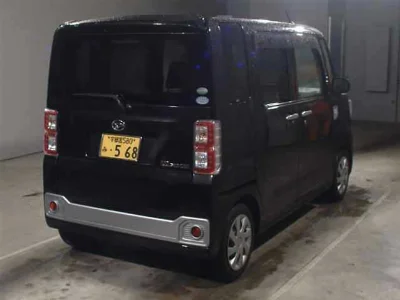 DAIHATSU WAKE