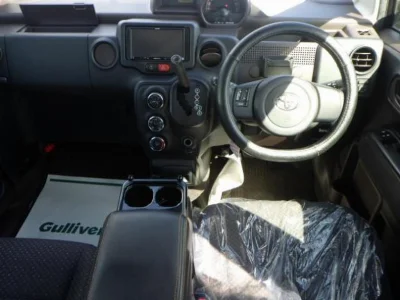TOYOTA SPADE