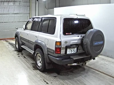 TOYOTA LAND CRUISER