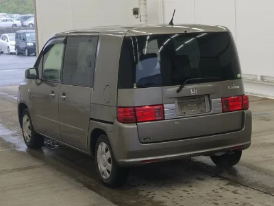 HONDA MOBILIO SPIKE