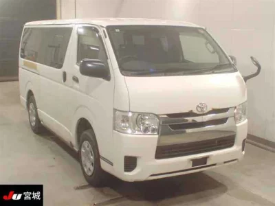 TOYOTA REGIUS VAN, 2016 — лот японского аукциона