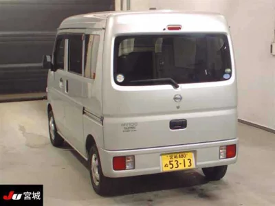 NISSAN CLIPPER VAN