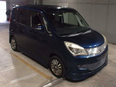 MITSUBISHI DELICA D2