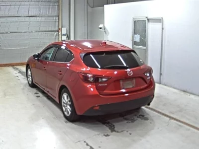MAZDA AXELA