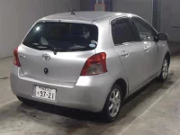 Цена авто Toyota Vitz с аукционов Японии, номер кузова SCP90, пробег 206 000, оценка 2