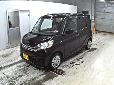 NISSAN DAYZ ROOX