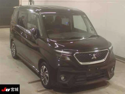 MITSUBISHI DELICA D2