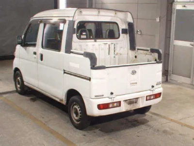 Daihatsu HIJET VAN (либо ATRAI WAGON)