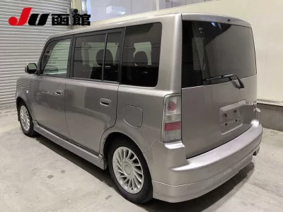 TOYOTA BB