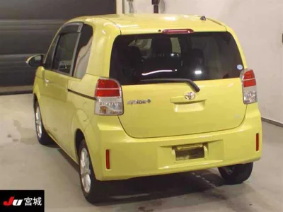 TOYOTA SPADE