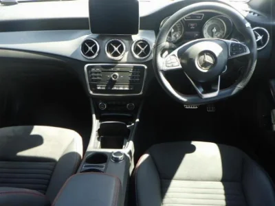 MERCEDES BENZ CLA