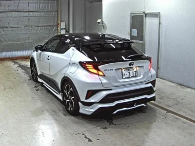 TOYOTA C-HR