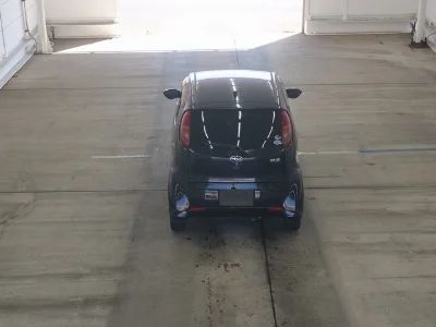 SUBARU R2