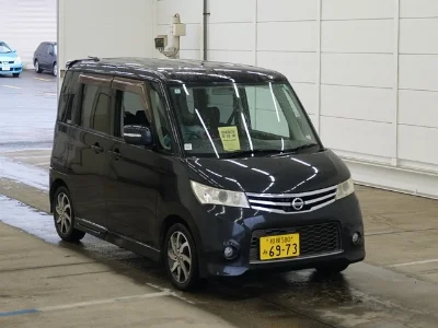 NISSAN ROOX
