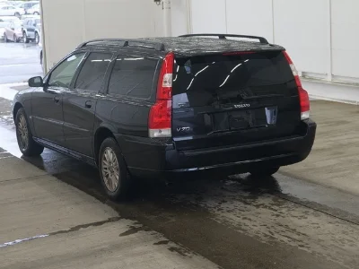 VOLVO V70