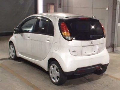 MITSUBISHI I