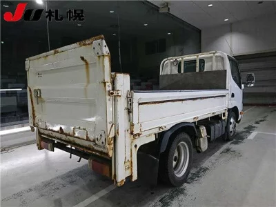 TOYOTA DYNA