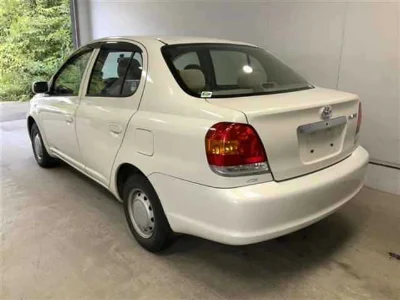 TOYOTA PLATZ