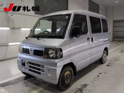 NISSAN CLIPPER VAN