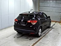 Цена авто Honda Vezel с аукционов Японии, номер кузова RU1, пробег 101 000, оценка 8