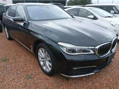 BMW 7 SERIES