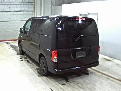 MITSUBISHI DELICA D3