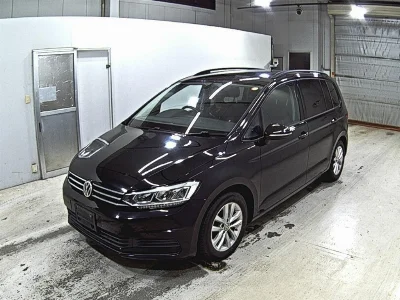 VOLKSWAGEN GOLF TOURAN