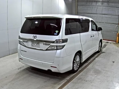 TOYOTA VELLFIRE