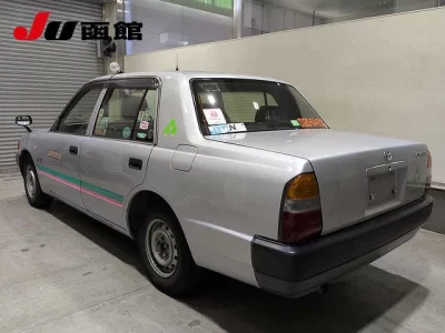 TOYOTA CROWN COMFORT