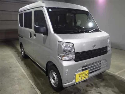 NISSAN CLIPPER VAN
