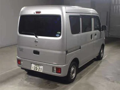 NISSAN CLIPPER VAN