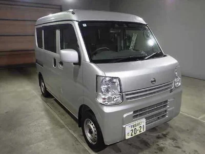 NISSAN CLIPPER VAN