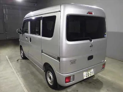 NISSAN CLIPPER VAN