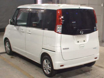 NISSAN ROOX