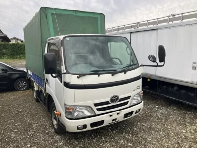 TOYOTA DYNA