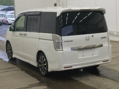 HONDA STEP WAGON