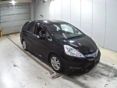 HONDA FIT SHUTTLE