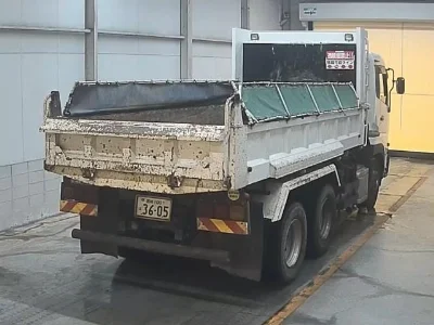 NISSAN UD