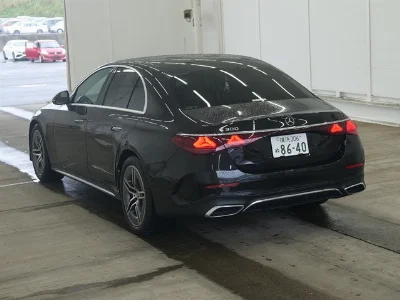 MERCEDES BENZ E CLASS