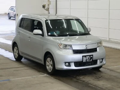 Toyota bB