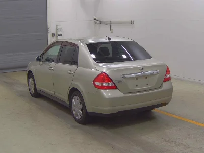 NISSAN TIIDA LATIO