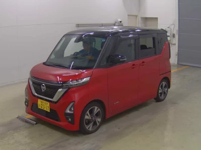 NISSAN ROOX