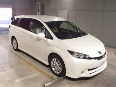 TOYOTA WISH