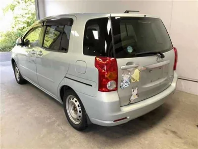 TOYOTA RAUM