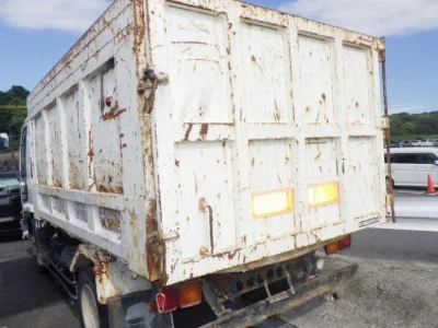 ISUZU FORWARD