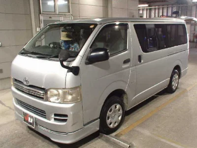 TOYOTA REGIUS ACE VAN
