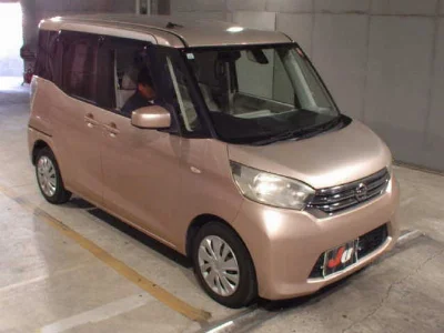 NISSAN DAYZ ROOX